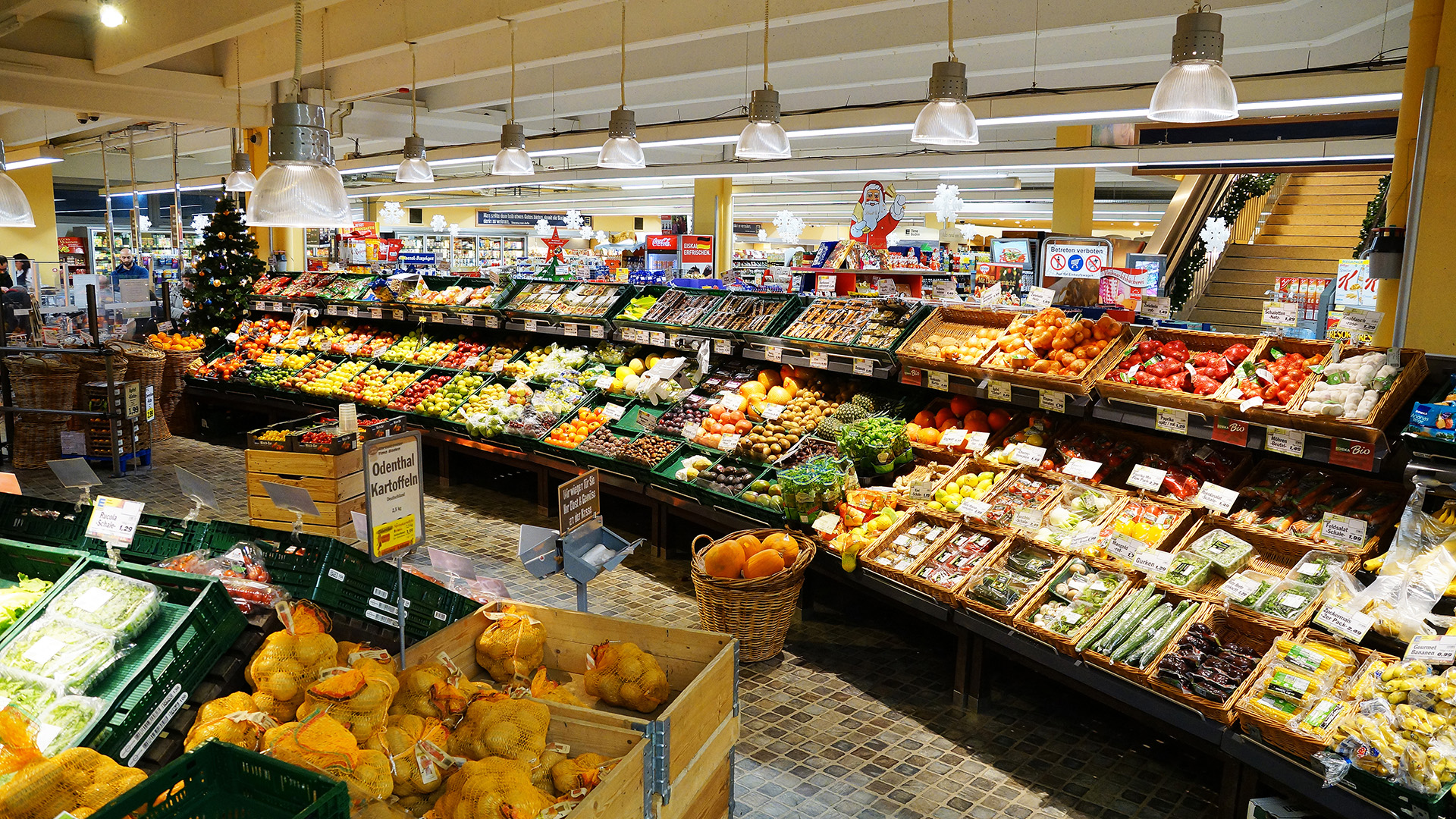 Obst und Gemüse in der Auslage